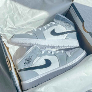 CUSRTOM AIR JORDAN 1 GRAY