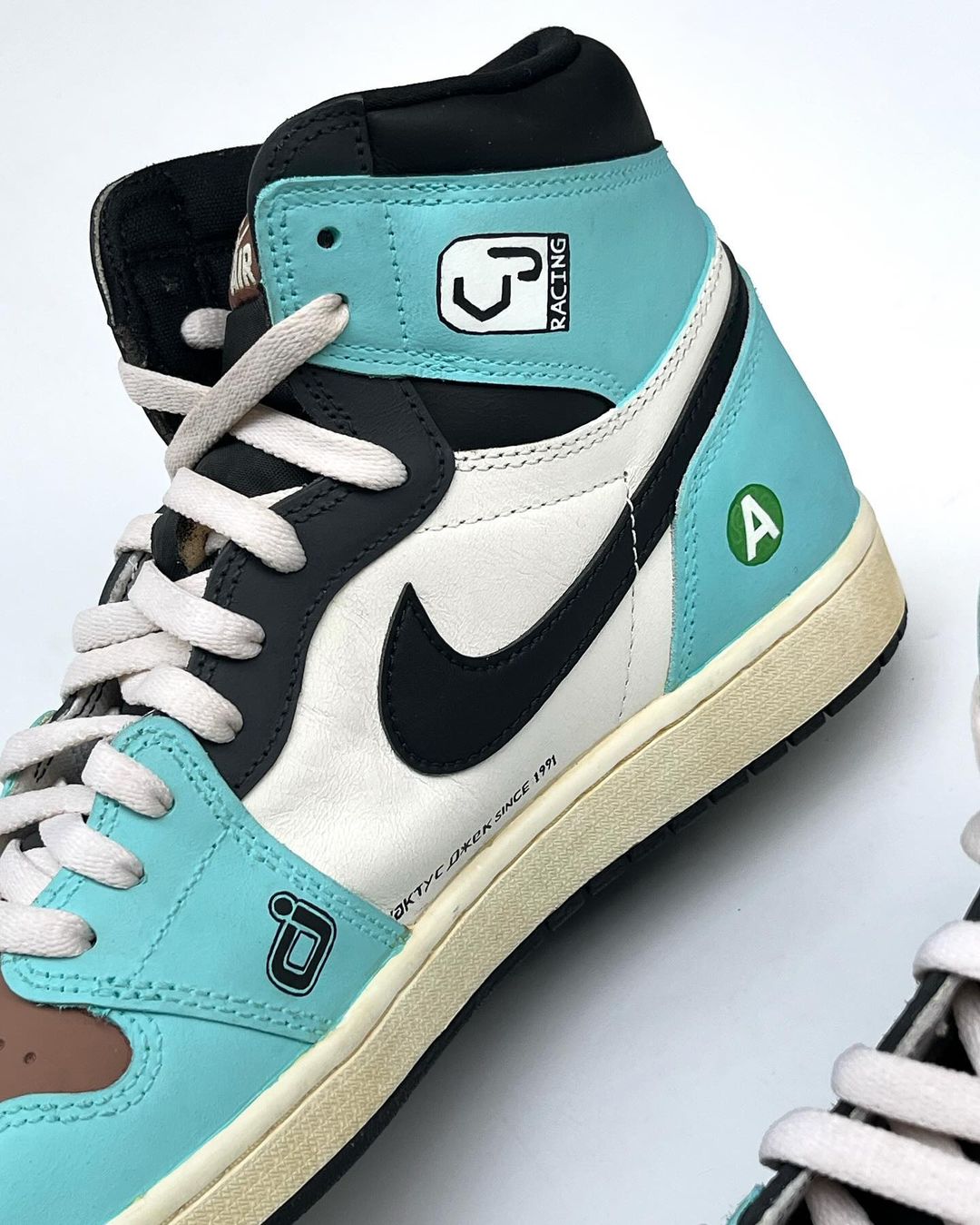 NAVY BLUE BROWN BLACK REVERSE LOGO CUSTOM AIR JORDAN 1 - Image 2