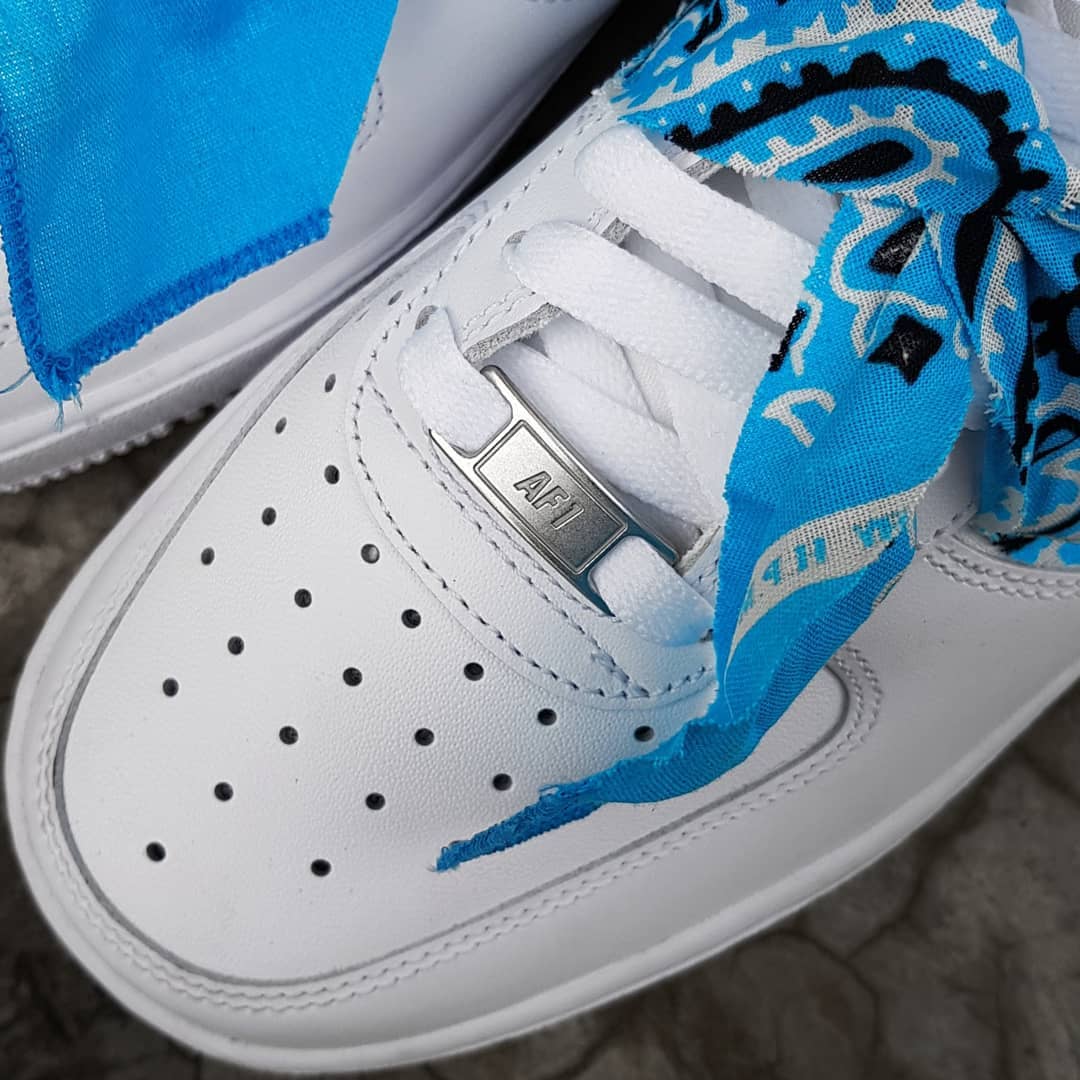 EXTRA LACE BLUE CUSTOM AIR FORCE 1 - Image 3