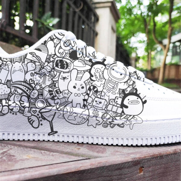 BLACK WHITE GRAFFITI CUSTOM AIR FORCE 1 - Image 5