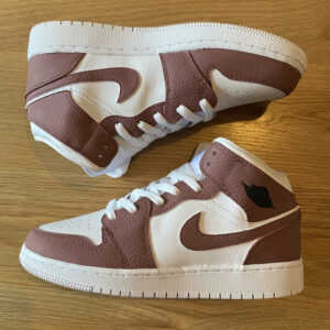 Custom Air Jordan 1 Mauve Black ??