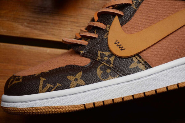 OFF-LOUIS LV CUSTOM AIR JORDAN 1 - Image 11