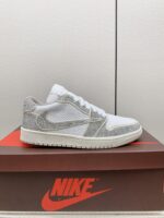 Custom sneakers, custom Air Jordan 1 shoes, hooks, full diamond shoes , Czech imported rhinestones, shiny shoes,diamonds will never fall off - Image 4