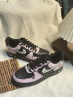 Custom Pink Black Air Force 1 Low Anime Peach Symbol Sneakers – Hand-Painted Streetwear Art - Image 3