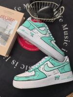 Custom Air Force 1 Low Cartoon Drip Sneakers – Hand-Painted Comic Style Streetwear - Image 2